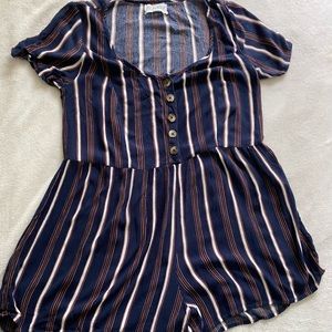 Striped buttoned romper